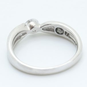 完全防水の樹脂封入アクセサリー