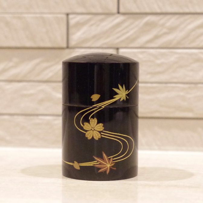 蒔絵　春秋流水