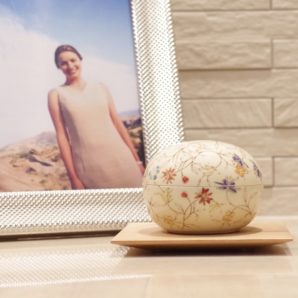 信楽焼　手元供養用ミニ骨壷　おもかげ　　花風~hanakaze~