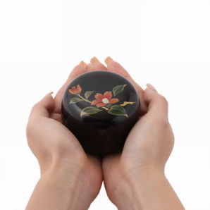 【ミニ骨壷】現代漆・モダン骨壷 Cocoroこころ　小椿（こつばき）