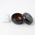 こころ藤花　蒔絵・螺鈿の美しいミニ骨壷　総漆塗り