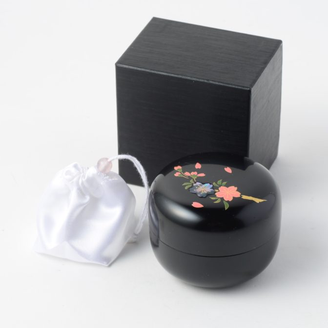こころ 想桜 蒔絵・螺鈿の美しいミニ骨壷 総漆塗り