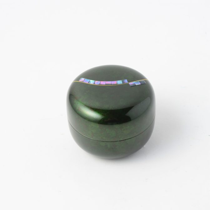 こころ 奏エメラルドグリーン　蒔絵・螺鈿の美しいミニ骨壷　総漆塗り