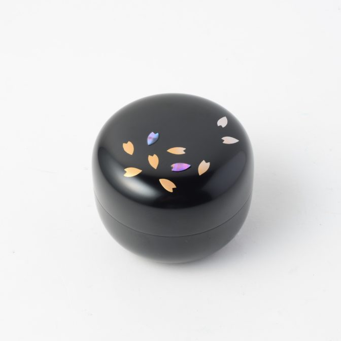 こころ 偲桜 蒔絵・螺鈿の美しいミニ骨壷 総漆塗り