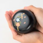 会津漆塗りミニ骨壷こころ 想桜