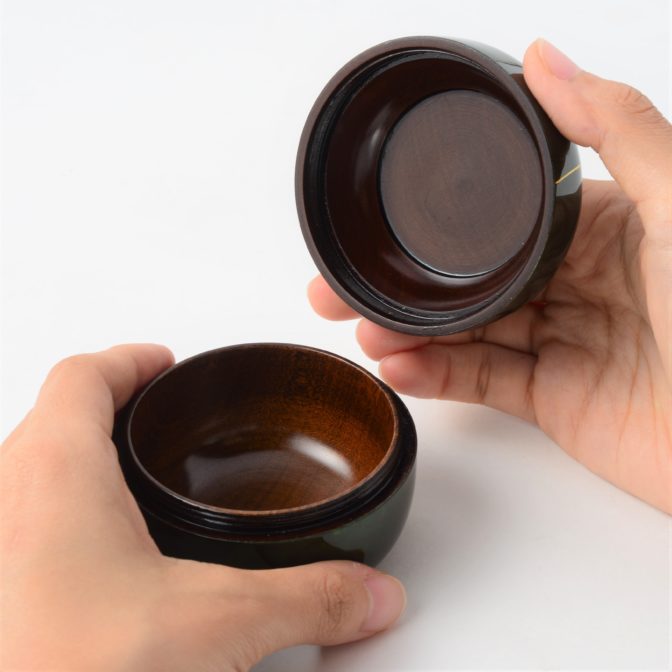 こころ 奏エメラルドグリーン　蒔絵・螺鈿の美しいミニ骨壷　総漆塗り