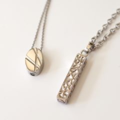 STORY4 愛犬の遺骨　ご夫婦でペンダントに