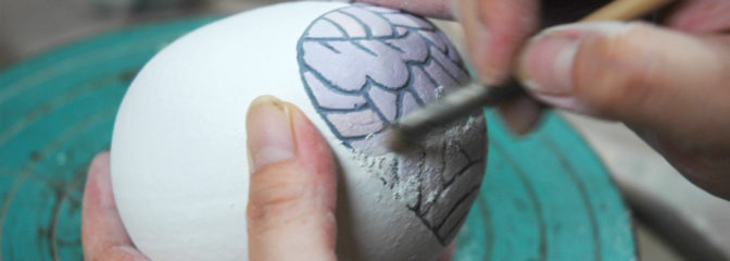 ぬくもりを感じる信楽焼の手作り骨壷