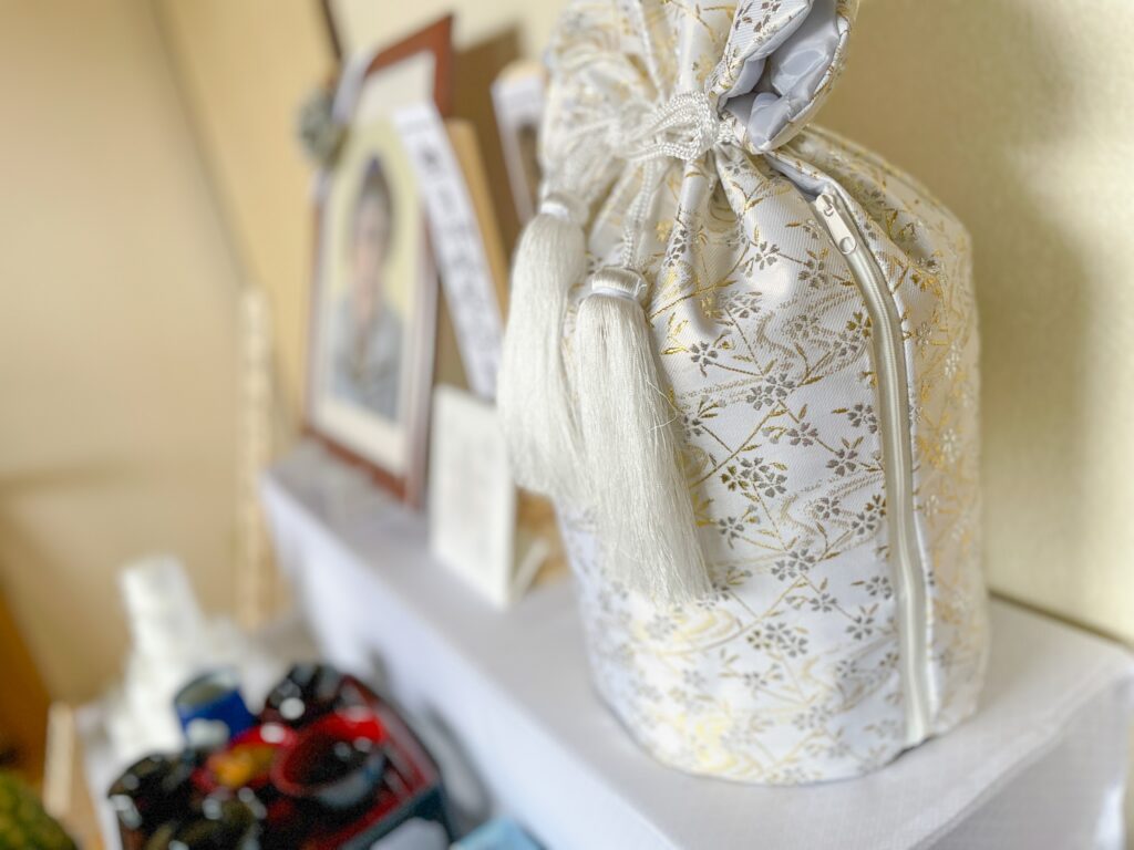 四十九日法要と納骨式