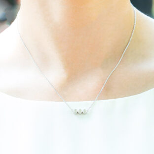 【MS20/K10WG】 樹脂封入の完全防水メモリアルジュエリー 遺骨ペンダントMS20 10金ホワイトゴールド×3石の宝石